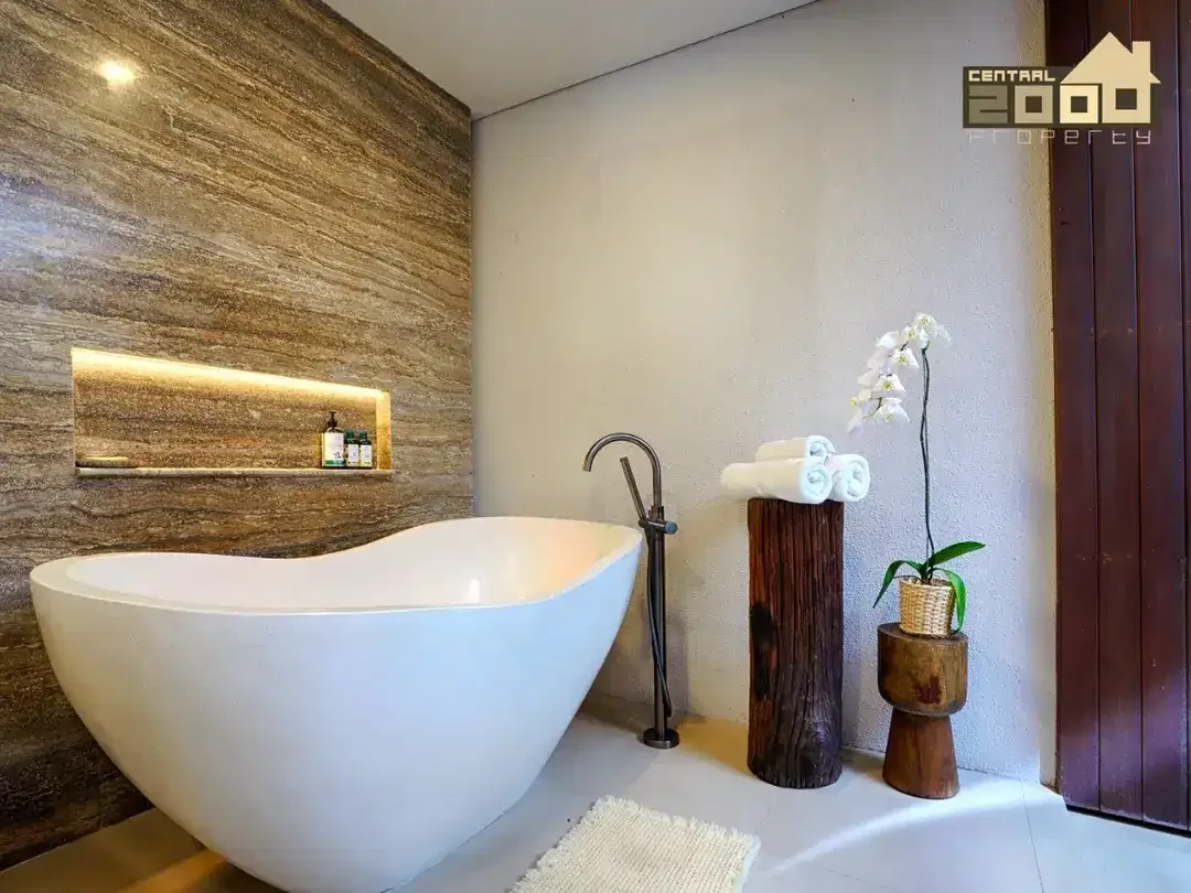 Tropical 3 Bedroom Villa in Nyanyi Beach Area - Image 9 of 10