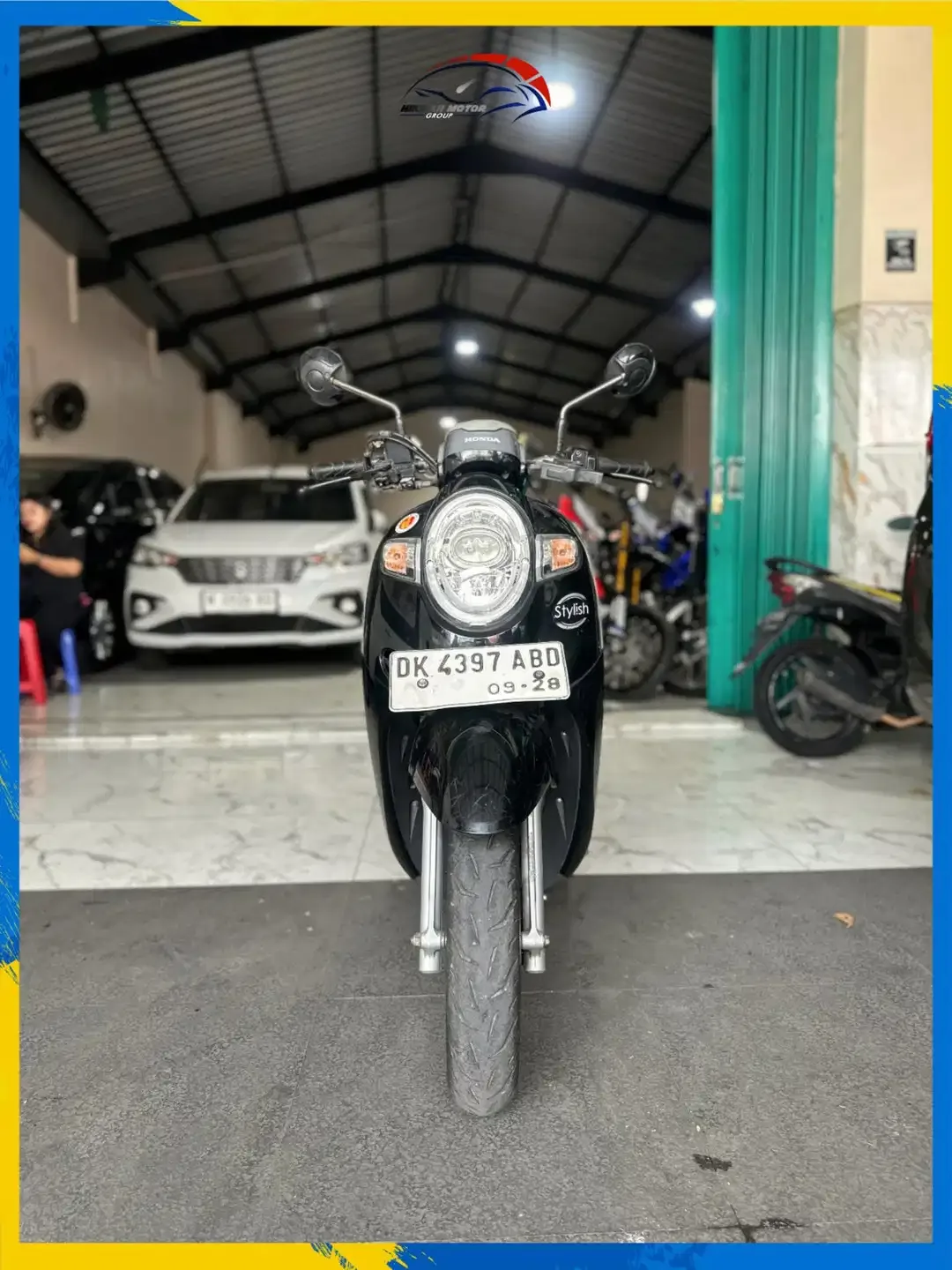 HONDA SCOOPY 2018 PLAT DK MURAH BERKUALITAS HIKMAH MOTOR KEPUH MALANG - Image 2 of 7