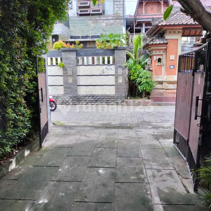 DiKONTRAKAN RUMAH di Tukad Badung, RENON dekat PUSAT KOTA - Image 4 of 4