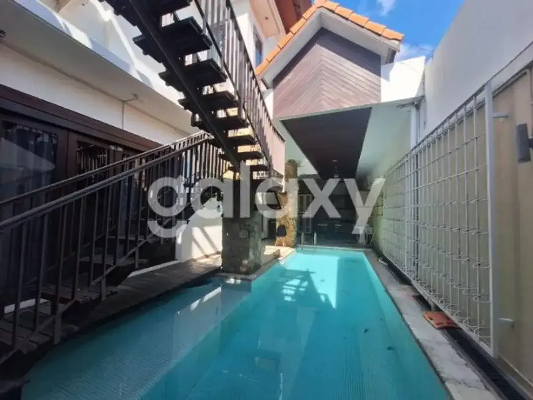 RUMAH MEWAH 2 LANTAI DI TUKAD BADUNG RENON DENPASAR, BALI - Image 4 of 10