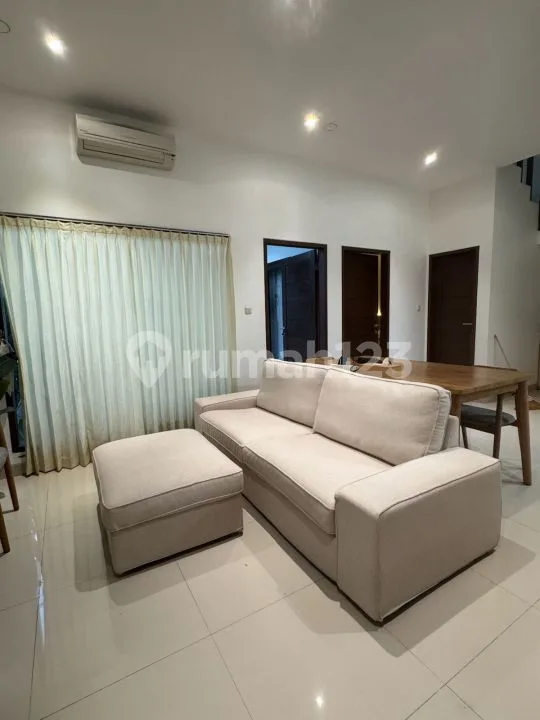 Elegant & Fully Furnished 3+1 Bedroom Home For Rent In Renon, Prime Denpasar Location - Image 4 of 4
