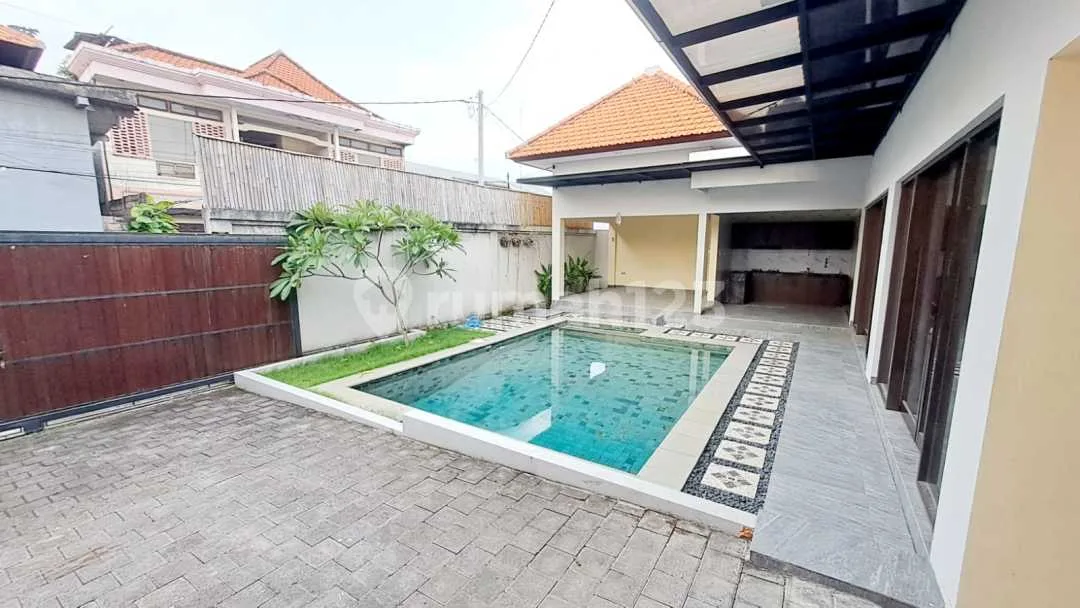 3Br Villa West Bypass Sanur Area, Yearly Rental [Sbp 1552] - Image 2 of 4