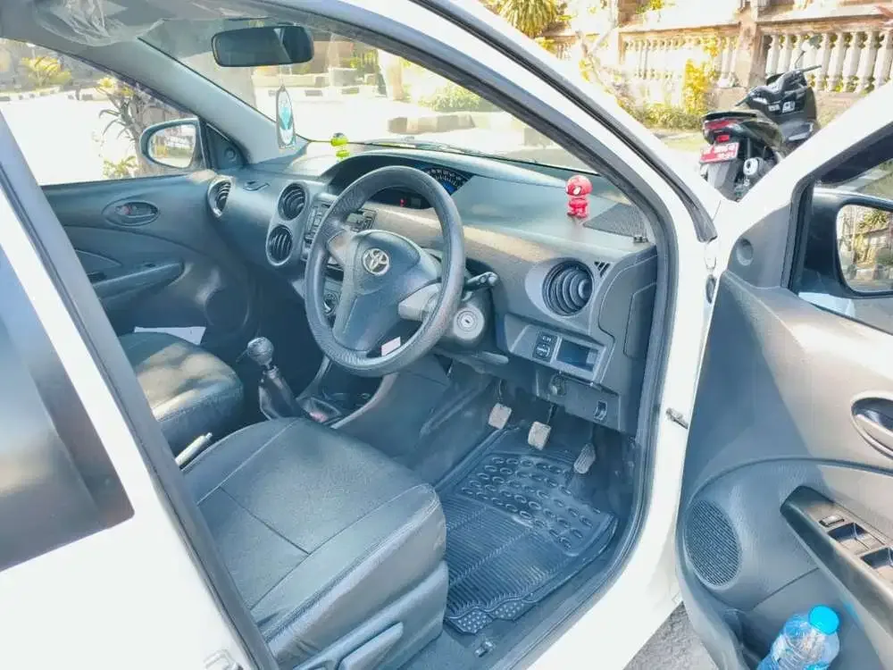 Toyota Etios 2016 Asli Bali Tangan Pertama, Low KM - Image 7 of 10