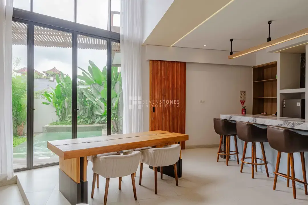 Villa dengan 3 Kamar Tidur di Area Bukit, Akses Mudah - Image 3 of 10