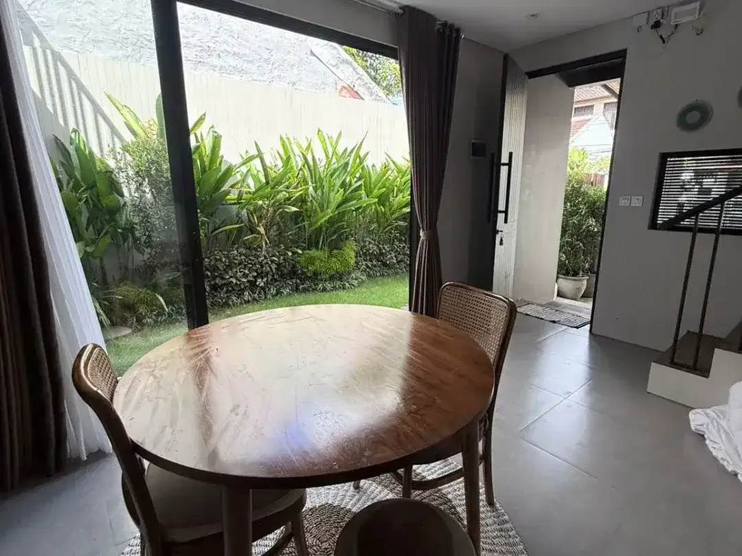 DIJUAL RUMAH SEMI VILLA STRATEGIS – PURI GADING, JIMBARAN - Image 3 of 10