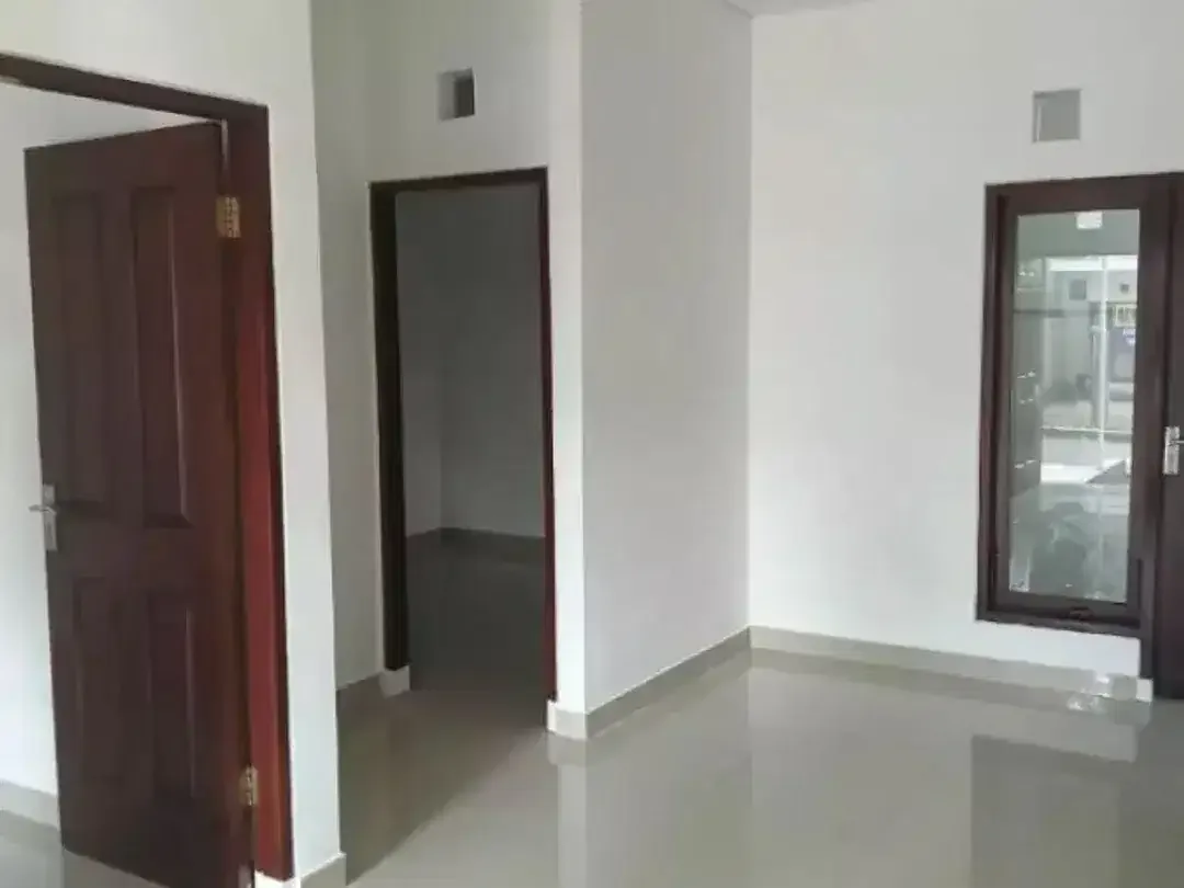 RUMAH HARGA DIBAWAH NJOP ROYA GRIYA LOKA TABANAN - Image 5 of 7