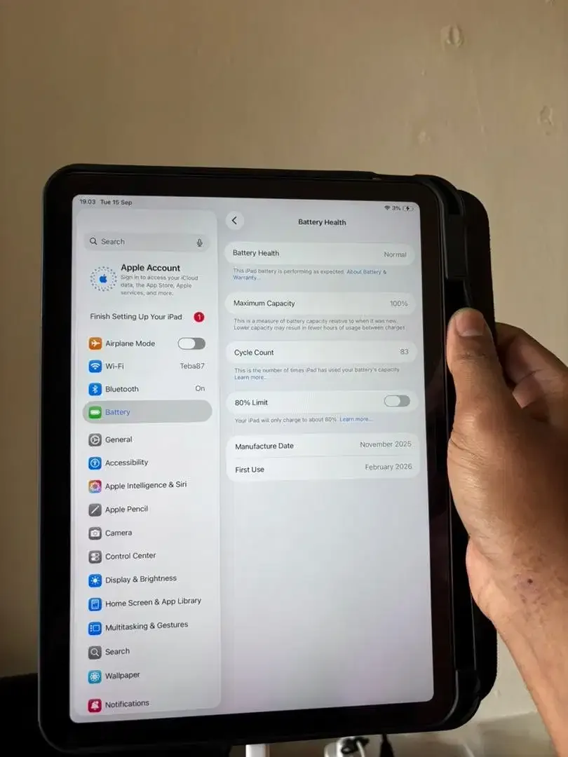 Ipad air M3 garansi tahun depan - Image 1 of 1