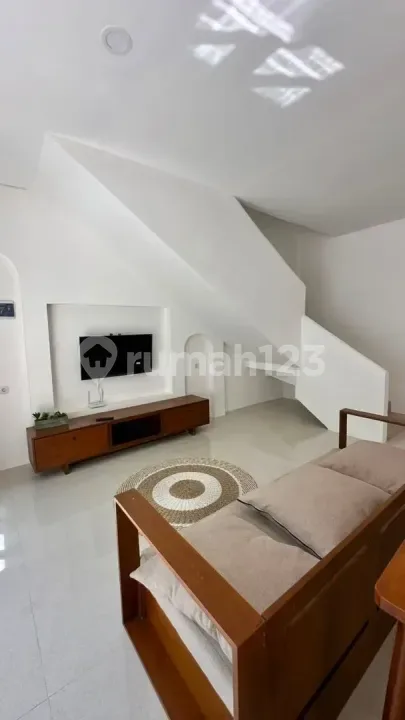 Brand New Villa 2 BR Mediterania Style, Fully Furnished Ready To Move In! Lokasi Startegis di Jimbaran - Kuta - Image 2 of 4