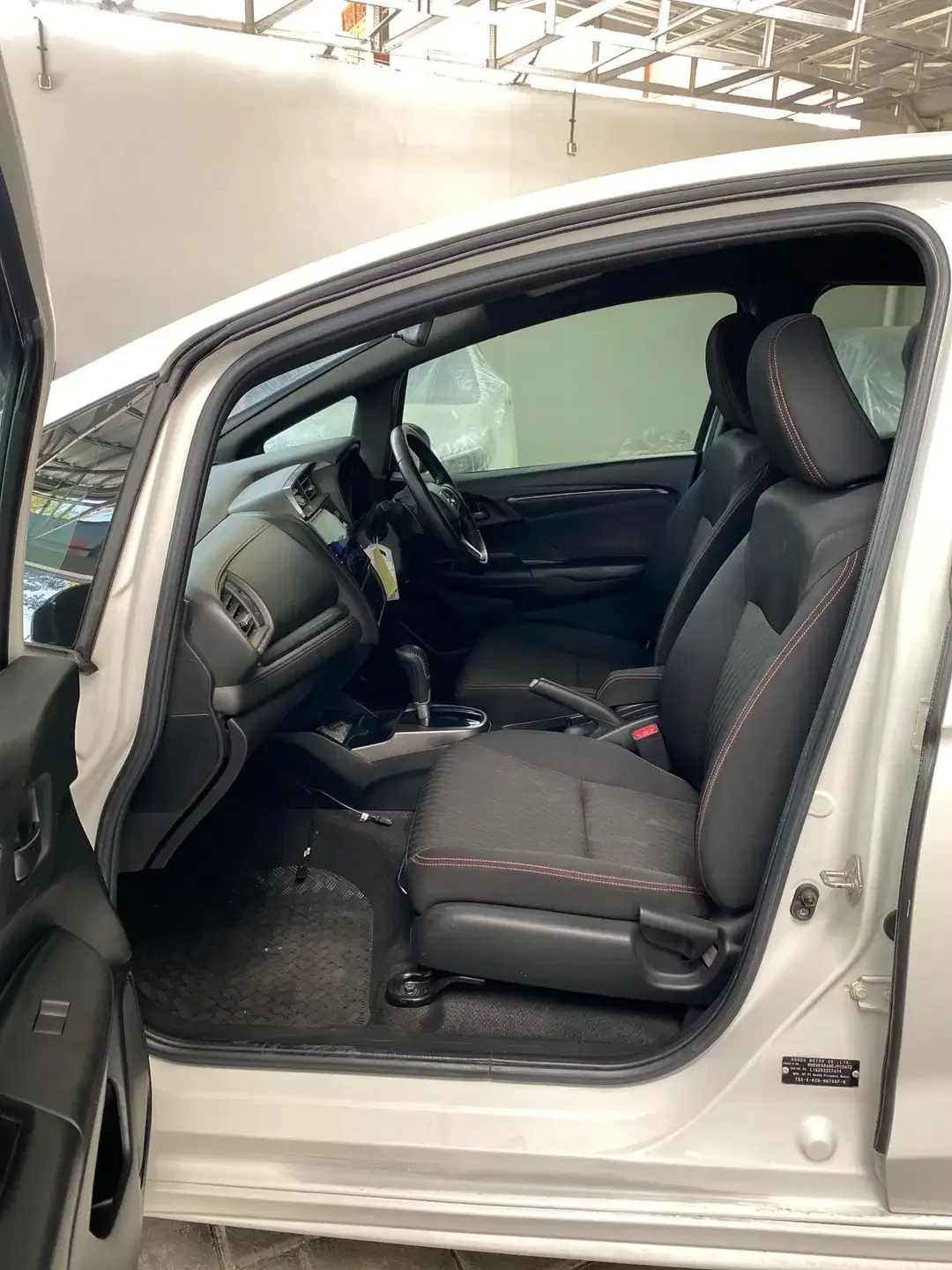 Honda Jazz RS Matic 1.5 GK5 3019 - Image 10 of 10
