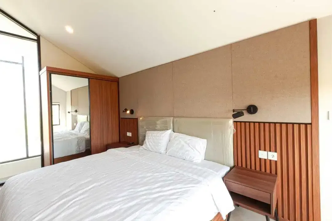 HUNIAN READY FURNISHED 2LT LOKASI STARTEGIS SEMINYAK BALI - Image 4 of 9