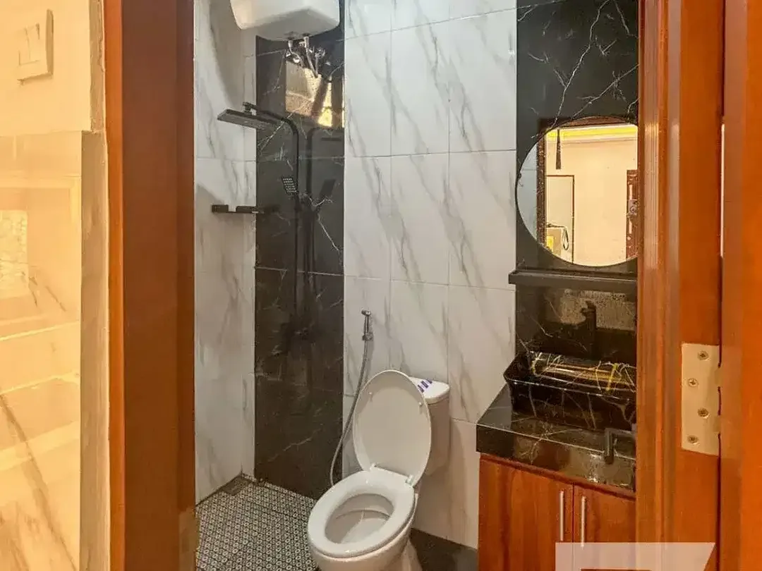 Brand New 3 Bedroom House Renon Bali for Rent Yearly - Image 2 of 10