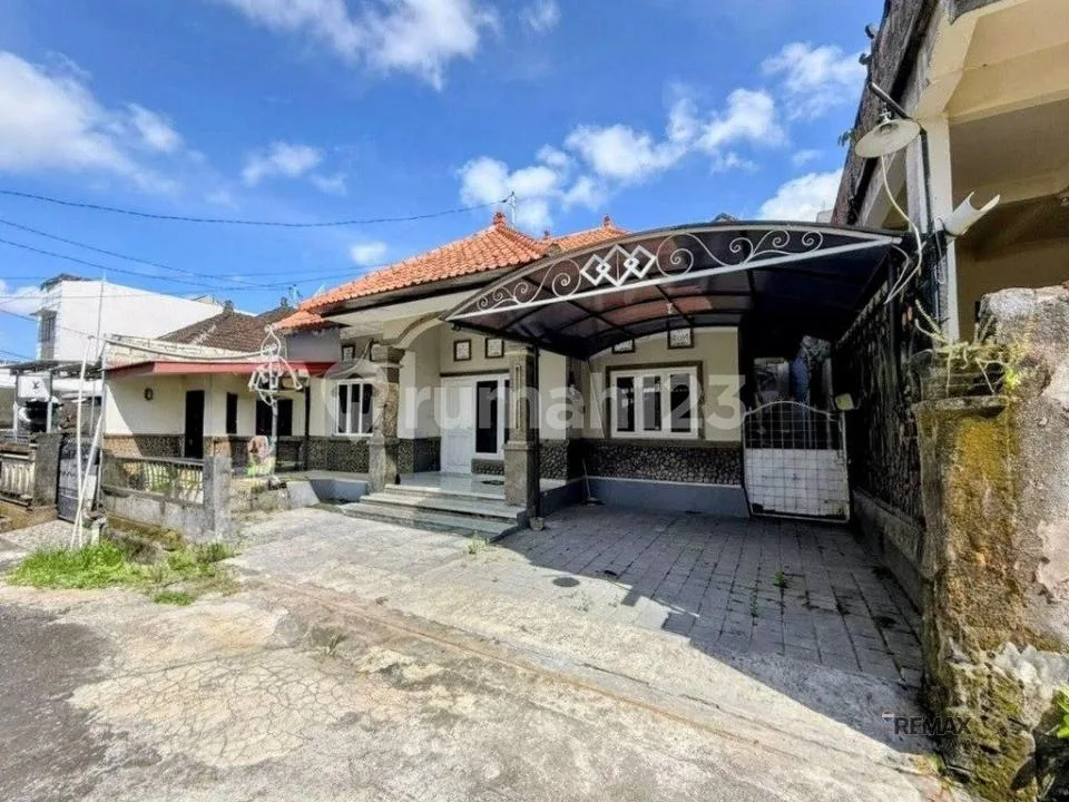 Rumah 4 Kamar Non Furnished Disewakan di Taman Sari, Denpasar Barat - Image 1 of 4