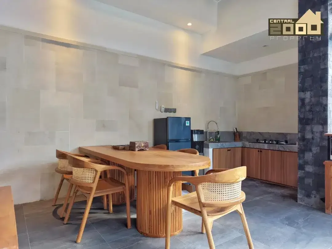 Villa For Sale & Rent In Kerobokan, Badung Bali - Image 6 of 10