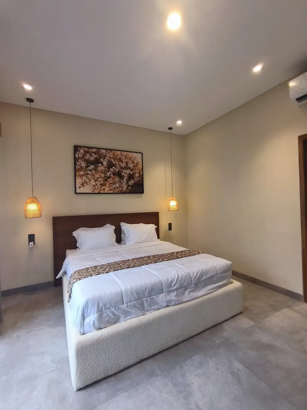 VILLA READY BARU 2 BR PRIVAT POOL LOKASI STARTEGIS CANGGU - Image 2 of 10