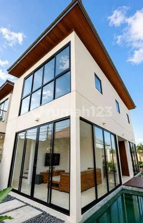 Villa Modern 3 BR Dalam Kompleks Dekat Pantai Pandawa - Image 2 of 4