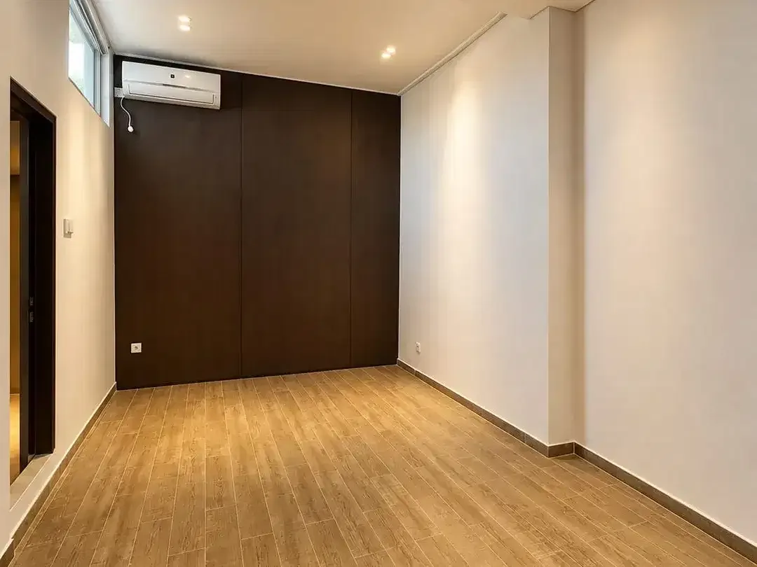 SIAP HUNI RUMAH MODERN 2 LANTAI DI GATSU BARAT DENPASAR - Image 6 of 10