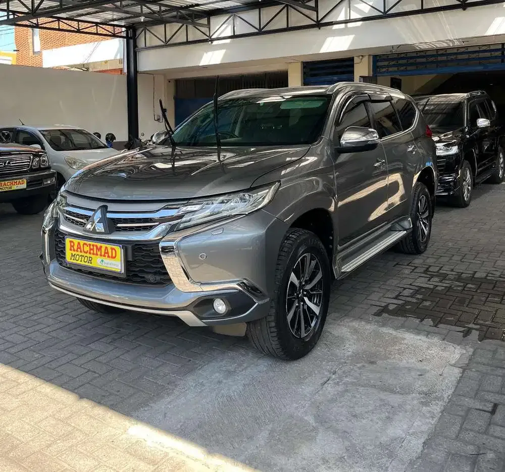 Mitsubishi Pajero Sport Dakar 2018 Abu - abu A/T 2.4cc Disel - Image 5 of 7