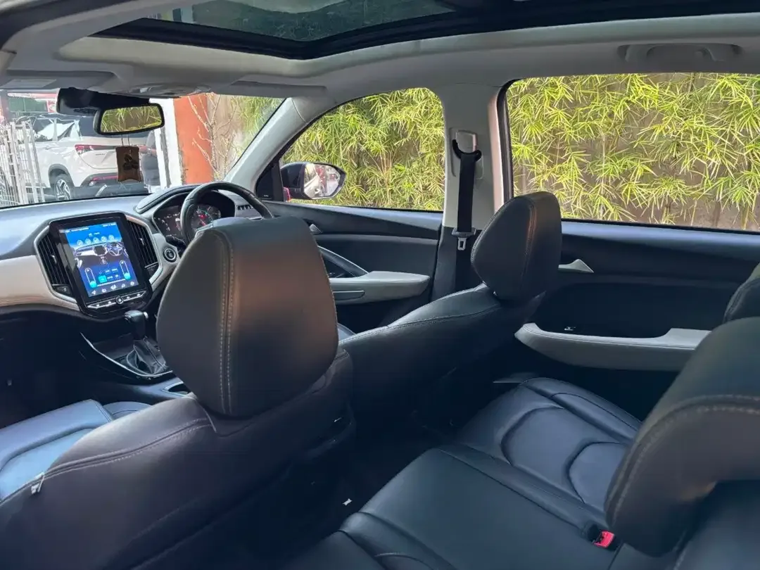 SIAP PAKAI! WULING ALMAZ RS PRO 7 SEATER 2021 - Image 8 of 10