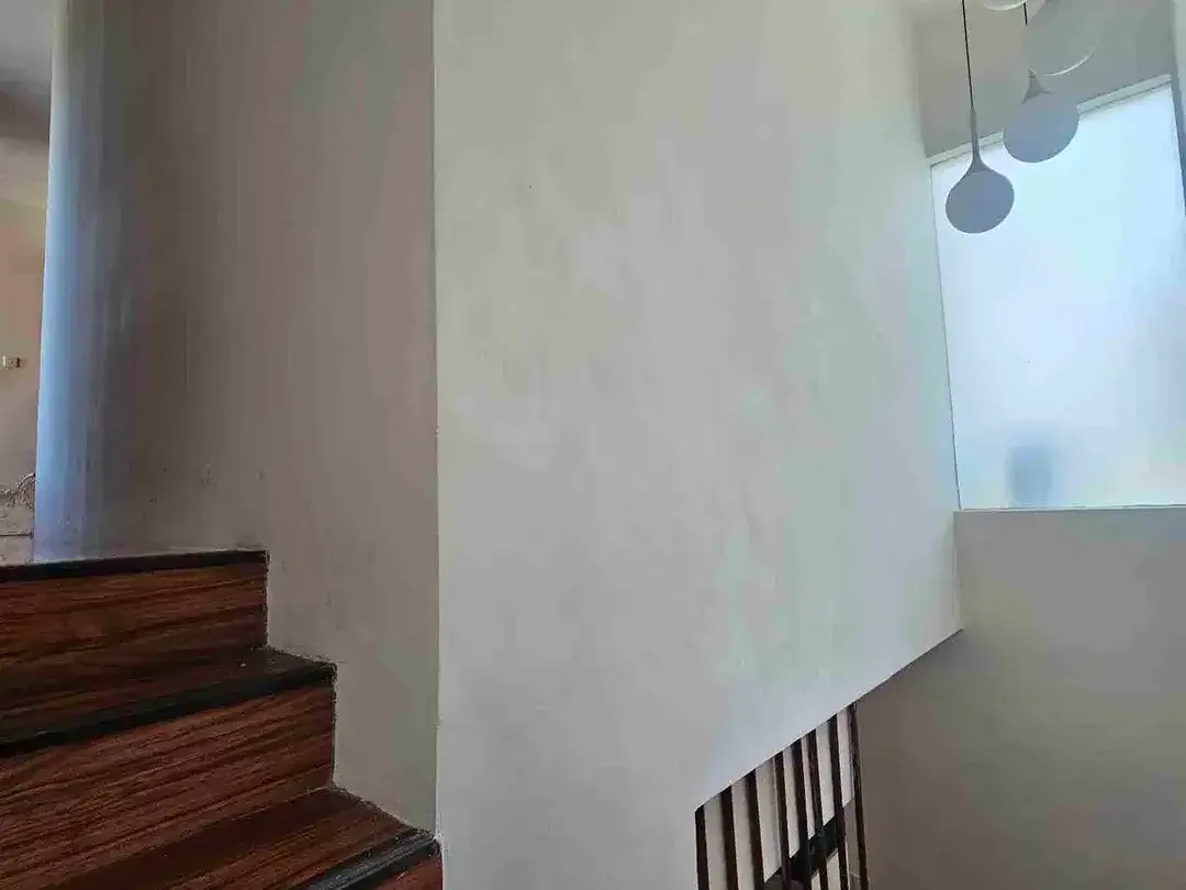 Jual Cepat! Modern House dalam Lingkungan Ekslusif Expat di Area Kerobokan Kuta - Image 7 of 10