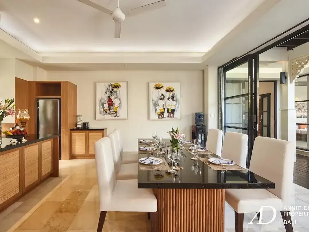 FREEHOLD | MODERN VILLA IN SECURE LUXURY ESTATE - JIMBARAN - Image 8 of 10