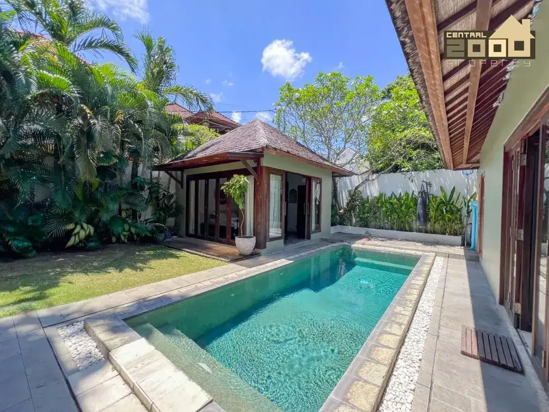 Villa Modern Freehold di Jantung Berawa Canggu, Bali - Image 2 of 10