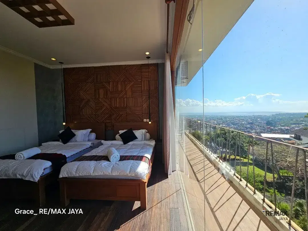 Luxury Hilltop 4 Bedroom Villa For Rent at Jimbaran - Image 7 of 10