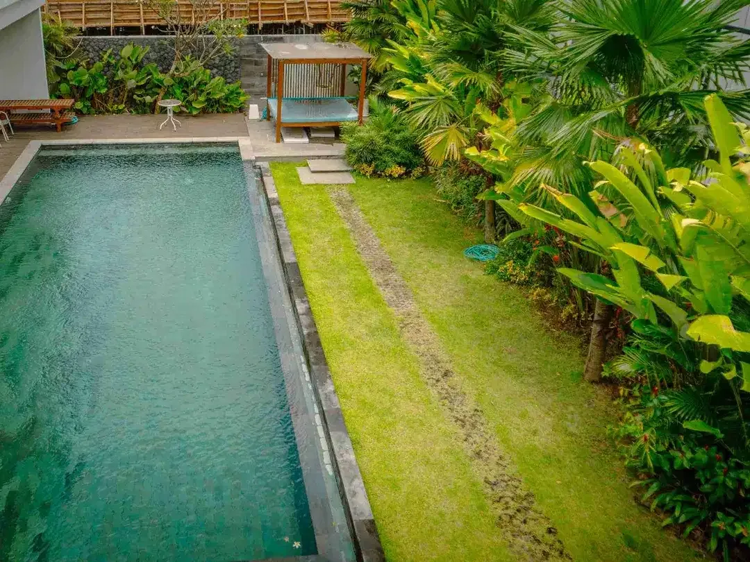 Luxury Tropical Villa in pererenan Canggu, Bali - Image 2 of 10