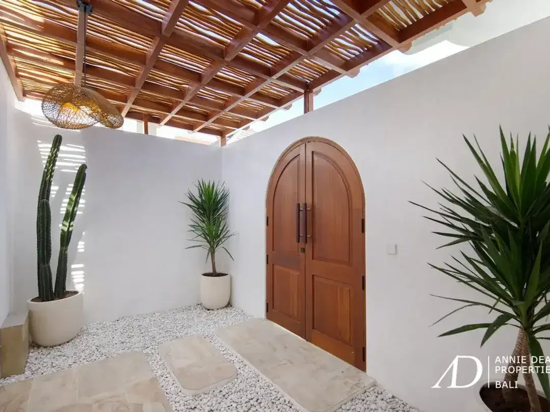 FREEHOLD / LEASEHOLD 2-BEDROOM MEDITERRANEAN-STYLE VILLA IN BERAWA - AIRBNB READY - Image 6 of 10