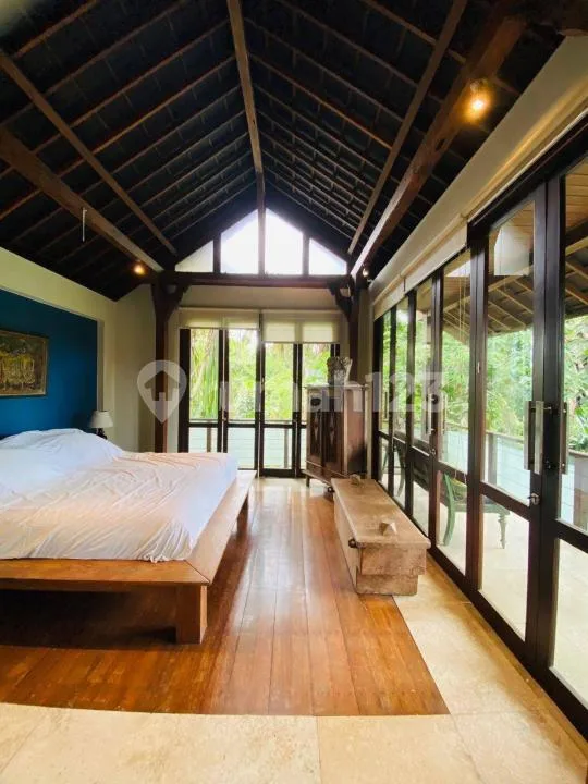Villa Luas 2Lt Furnishe Pool Strategis View Sungai Asri Kerobokan - Image 3 of 4