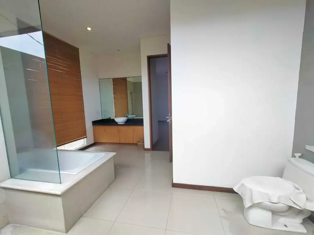 Villa di Seminyak Bali dekat Sunset Road - Image 10 of 10