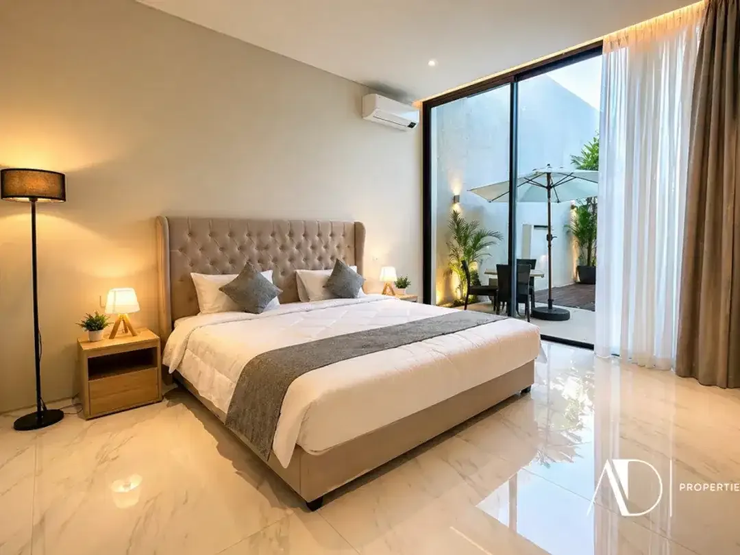 FREEHOLD | NEWLY COMPLETED LUXURY VILLA IN PRESTIGIOUS UMALAS ESTATE - Image 7 of 10