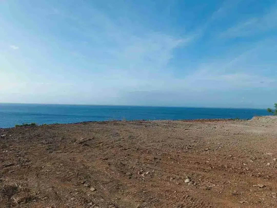 Tanah Tebing Pantai Uluwatu Full View Laut dan Sunset - Image 3 of 10