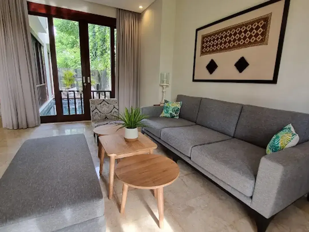 For Sale 3 Bedroom Luxury Villa in Jimbaran - Image 2 of 10