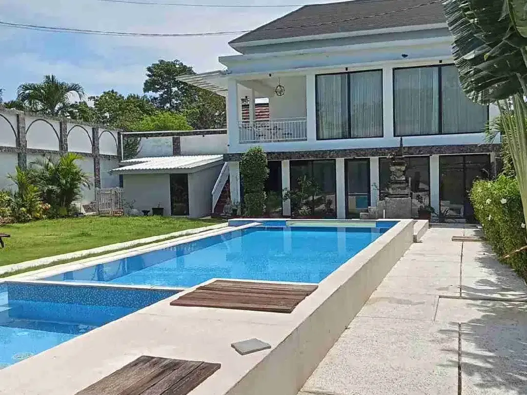Hunian Villa Mewah 2 Lantai Dekat Pantai Pandawa Bali - Image 2 of 10