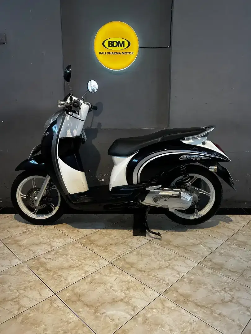 Honda Scoopy CW Tahun 2010 pajak off 1x Surat lengkap - Image 2 of 7