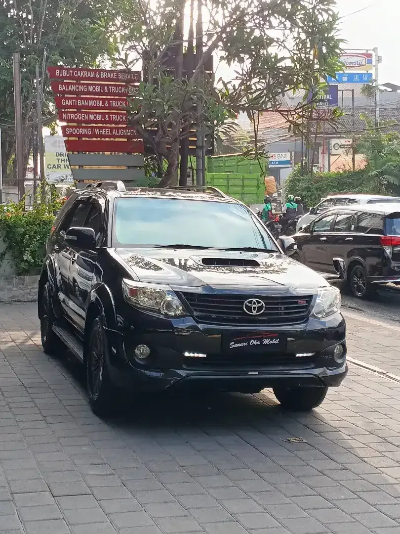 FORTUNER TRD VNT TURBO AT DISEL SUPER ISTIMEWA - Image 1 of 10