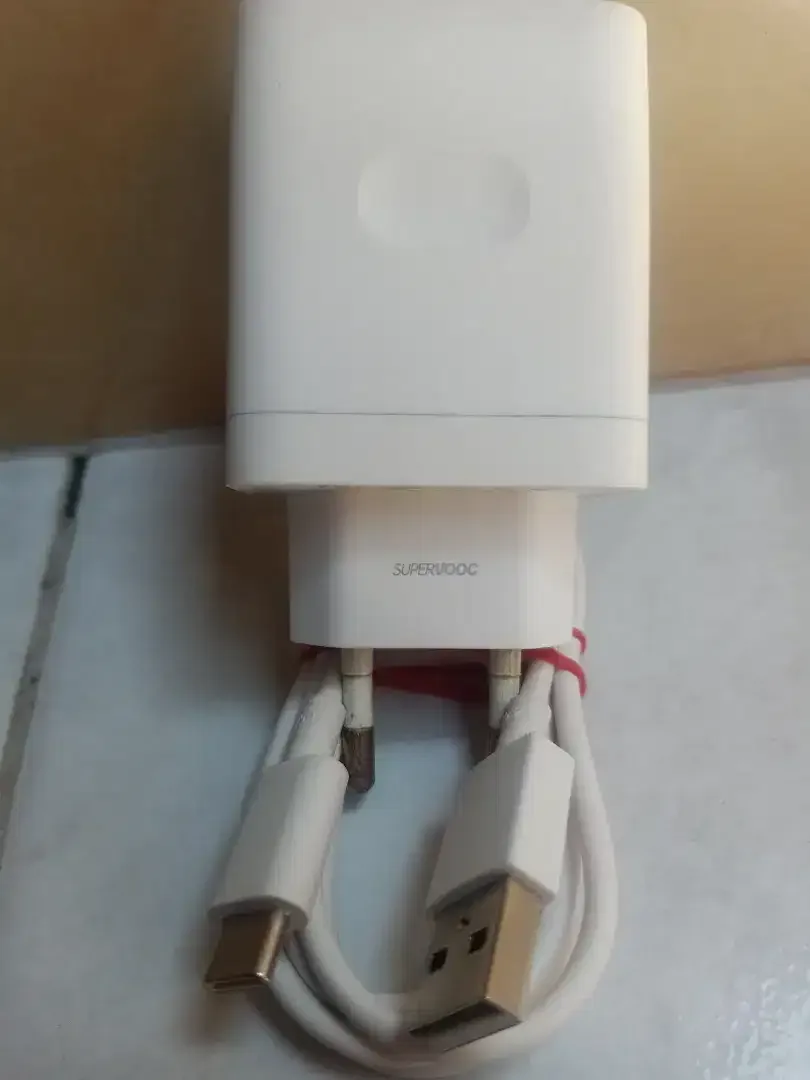 CHARGER BEKAS ASLI BAWAAN OPPO A60, A3x, A5x tipe C - Image 2 of 4