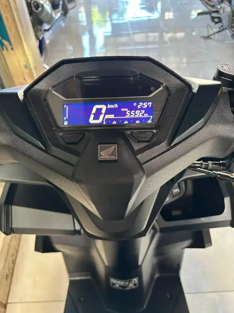Honda Vario 160 CC thn 2026 cash. Bali dharma motor - Image 3 of 5