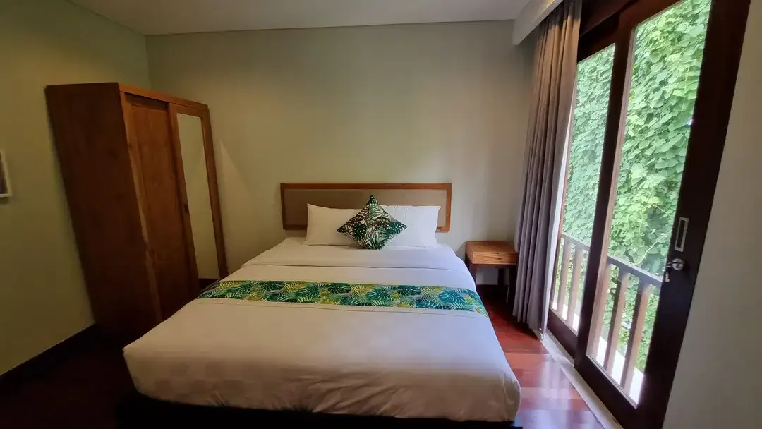 Summerfield 3 bedroom villa near Jimbaran Beach Bali - Image 10 of 10