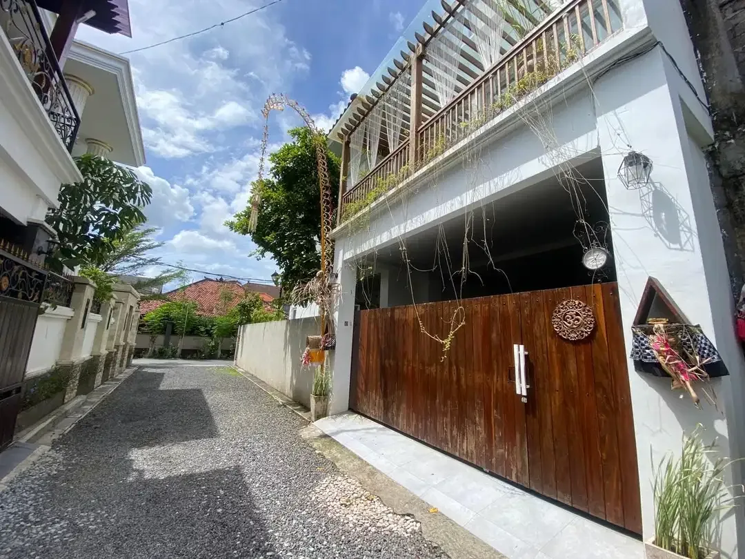 Dijual Rumah Minimalis Lokasi Strategis di Tukad Badung, - Image 2 of 10
