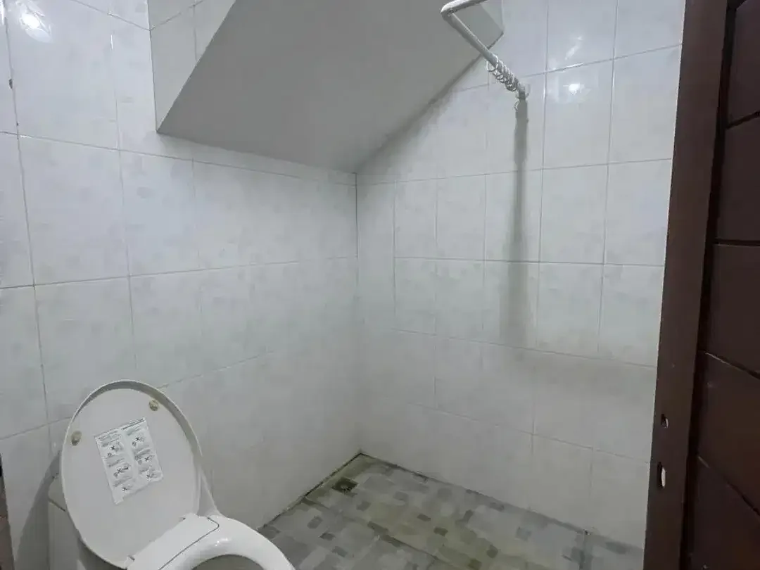 DISEWAKAN RUMAH 3KT – AMBENGAN RESIDENCE, PEDUNGAN - Image 9 of 10