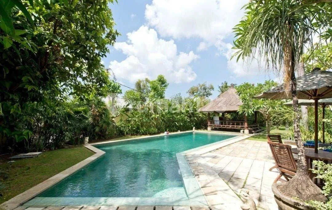 Villa Dijual Lokasi Berawa Canggu - Image 2 of 4