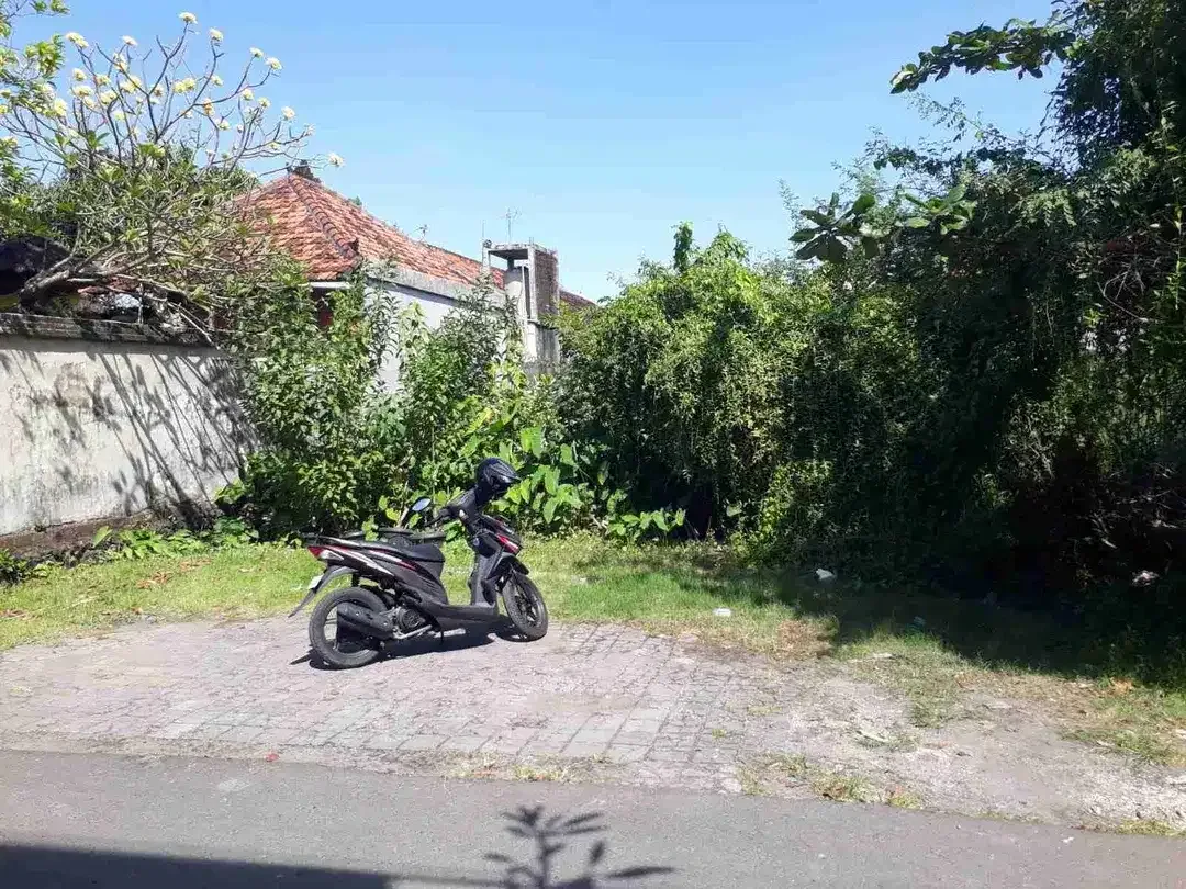 DIJUAL TANAH LOKASI JALAN SUNSET KUTA/JL. PURA MERTASARI III DEKAT HARRIS Hotel Sunsetroad - Image 2 of 4