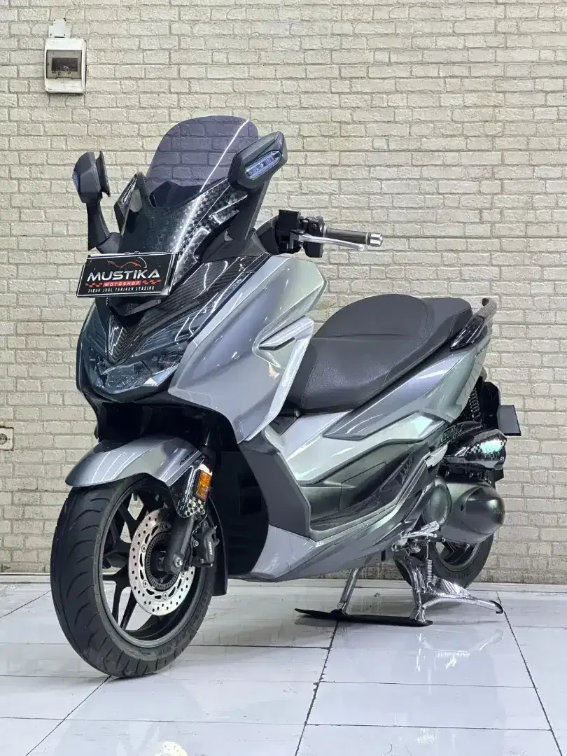 MATIC MEWAH‼️ Honda Forza 250 ABS 2018 Silver TERMURAH Mustika malang - Image 10 of 10