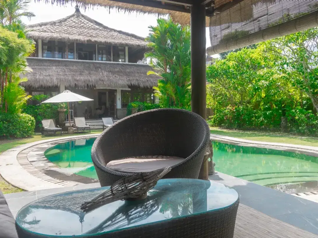 Leasehold - Tropical Estate with Huge Garden - Walking Distance to Berawa Beach, Canggu, Bali - Image 6 of 10