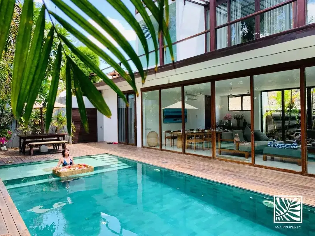 Prime 4 Bedroom Leasehold Villa Near Seminyak Beach Bali for Sale Leasehold - Image 4 of 10