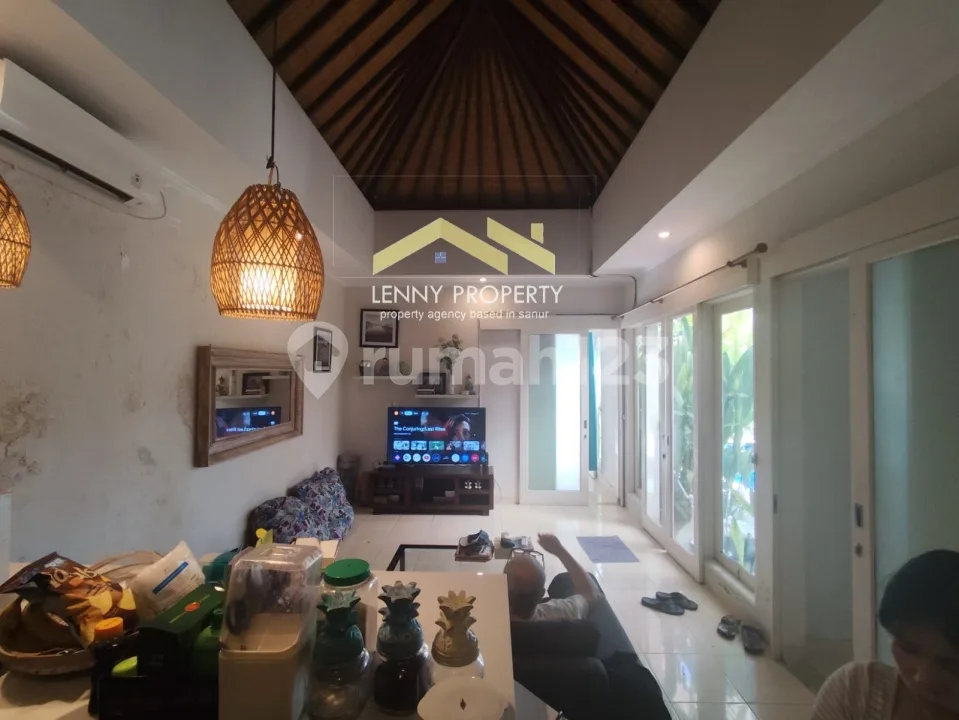 For Lease: 2 Bedrooms Villa Need Renovation For 20 Years Lease - Image 1 of 4