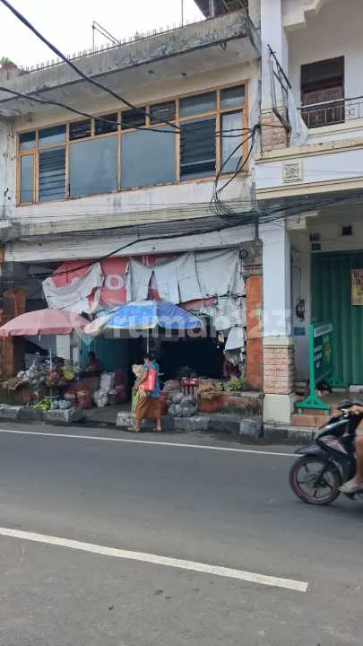 Ruko Denpasar Utara, Lt70 Lb200, SHM, Siap Huni - Image 1 of 4