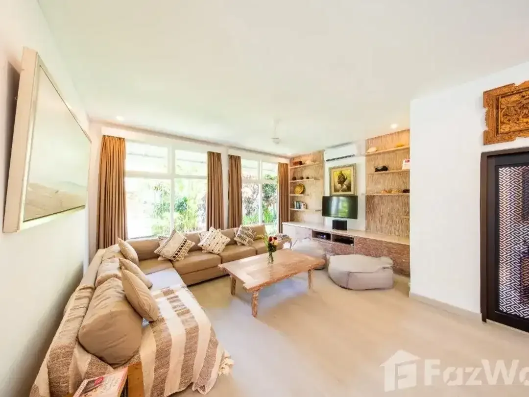 4 Bedroom Villa for rent in Batu Belig, Bali - Image 5 of 10