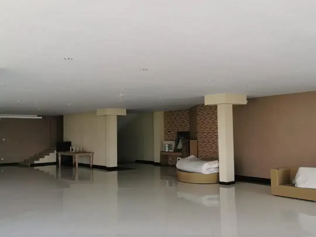 DIJUAL / DISEWAKAN — RUKO PREMIUM BONUS LIFT  DI JL. IMAM BONJOL - Image 4 of 8